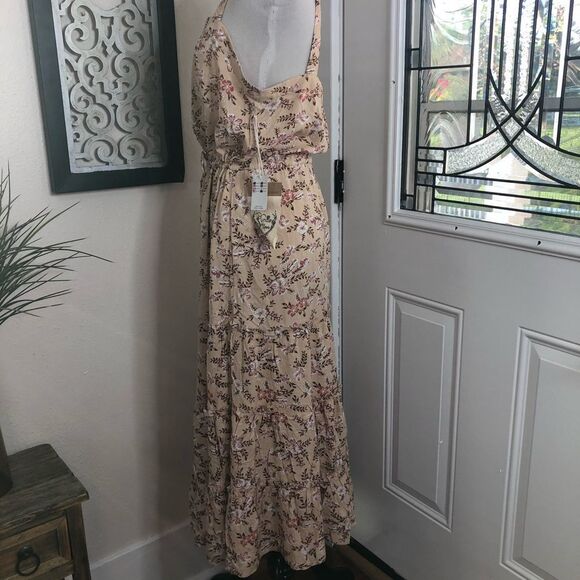 Sunday Mi Amor ladies sun dress - Picture 4 of 7
